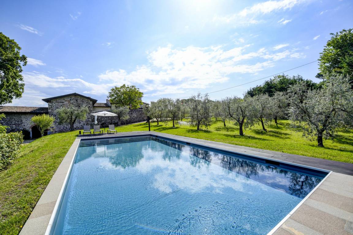 Casale Lucrezia bei Salò – Rustico mit Pool & Seeblick | Haustiere erlaubt
