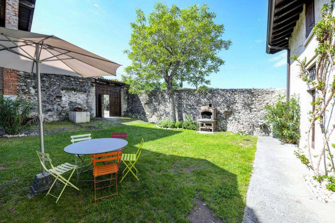 Casale Lucrezia bei Salò – Rustico mit Pool & Seeblick | Haustiere erlaubt