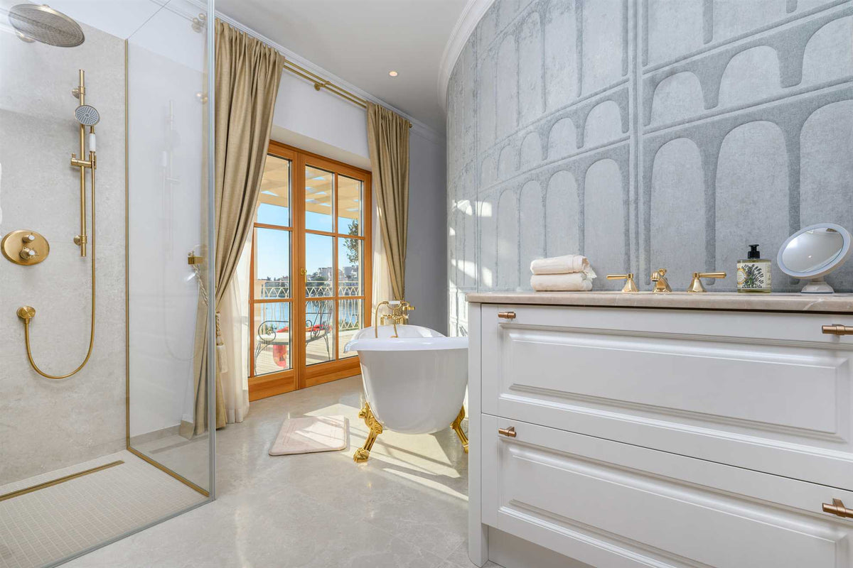 Strandvilla Adriatic Z bei Šibenik – Pool & Meerblick, Kroatien