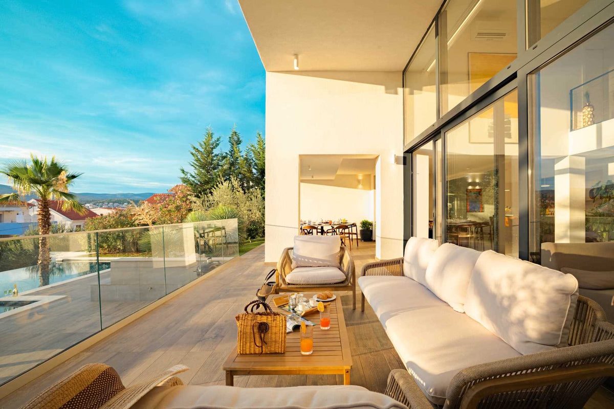 Villa Aquarama bei Trogir – 2 Pools & Meerblick, Kroatien