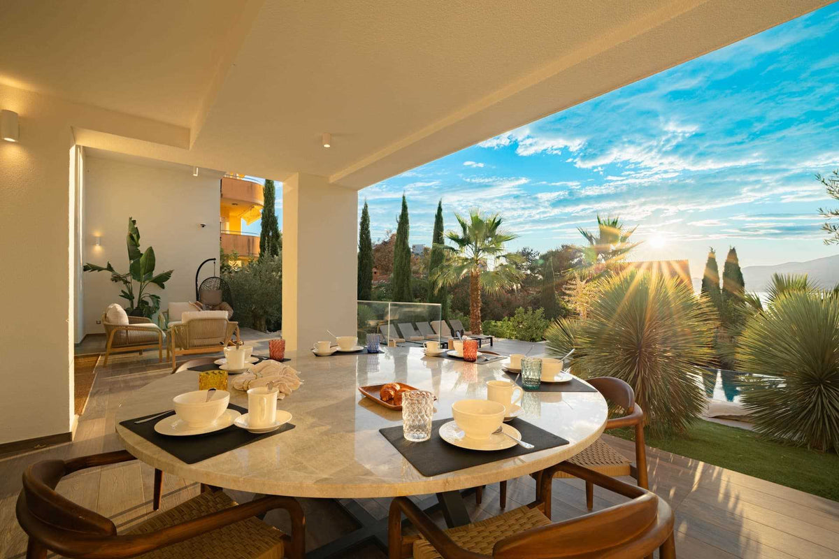 Villa Aquarama bei Trogir – 2 Pools & Meerblick, Kroatien