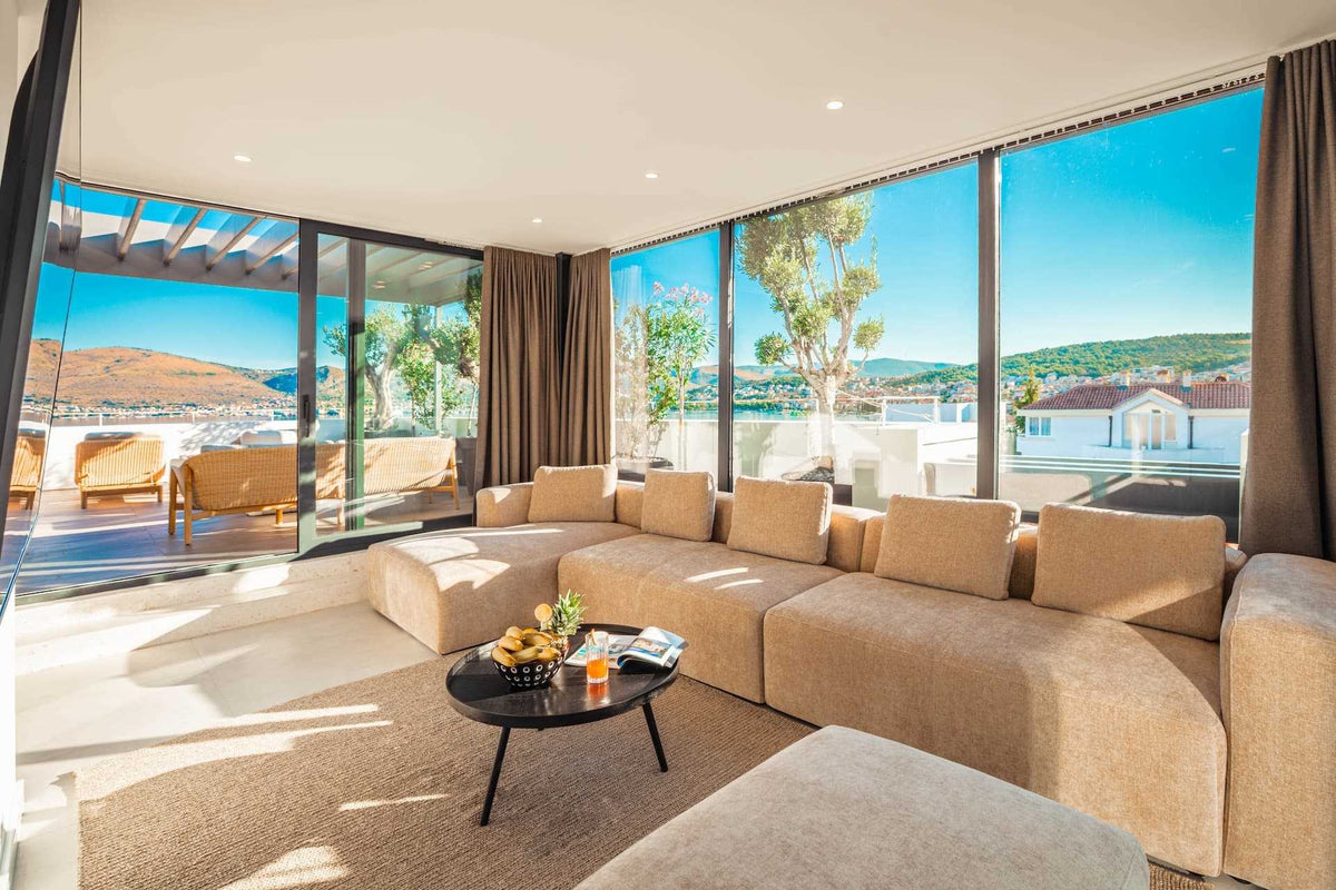 Villa Aquarama bei Trogir – 2 Pools & Meerblick, Kroatien