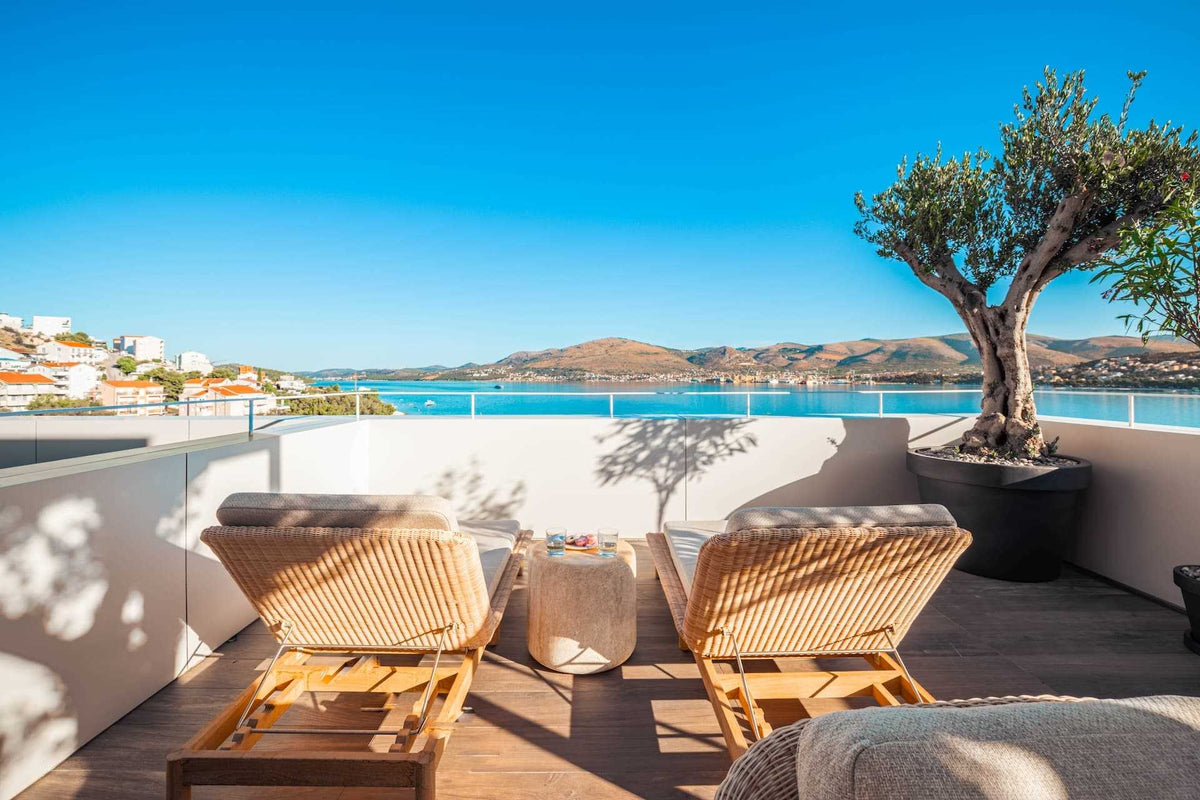 Villa Aquarama bei Trogir – 2 Pools & Meerblick, Kroatien