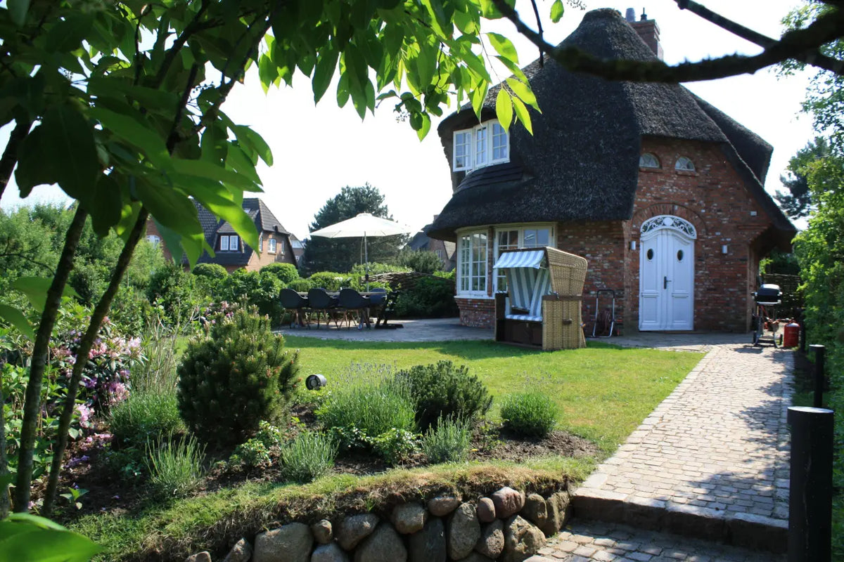 Reetdachhaus mit Meerblick in Munkmarsch – Sylt