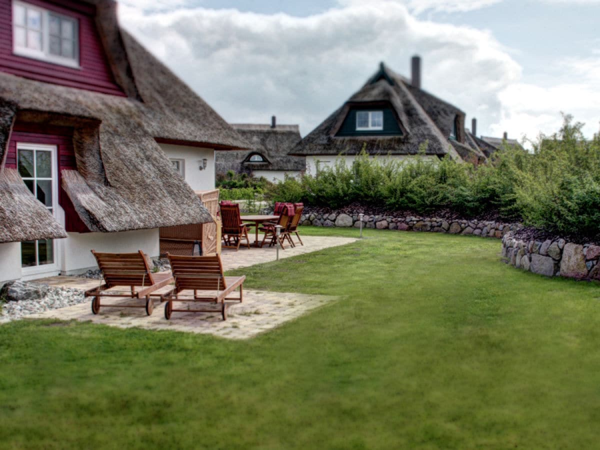Villa Butterblume am Achterwasser – Reetdachhaus mit Sauna & Kamin, Usedom