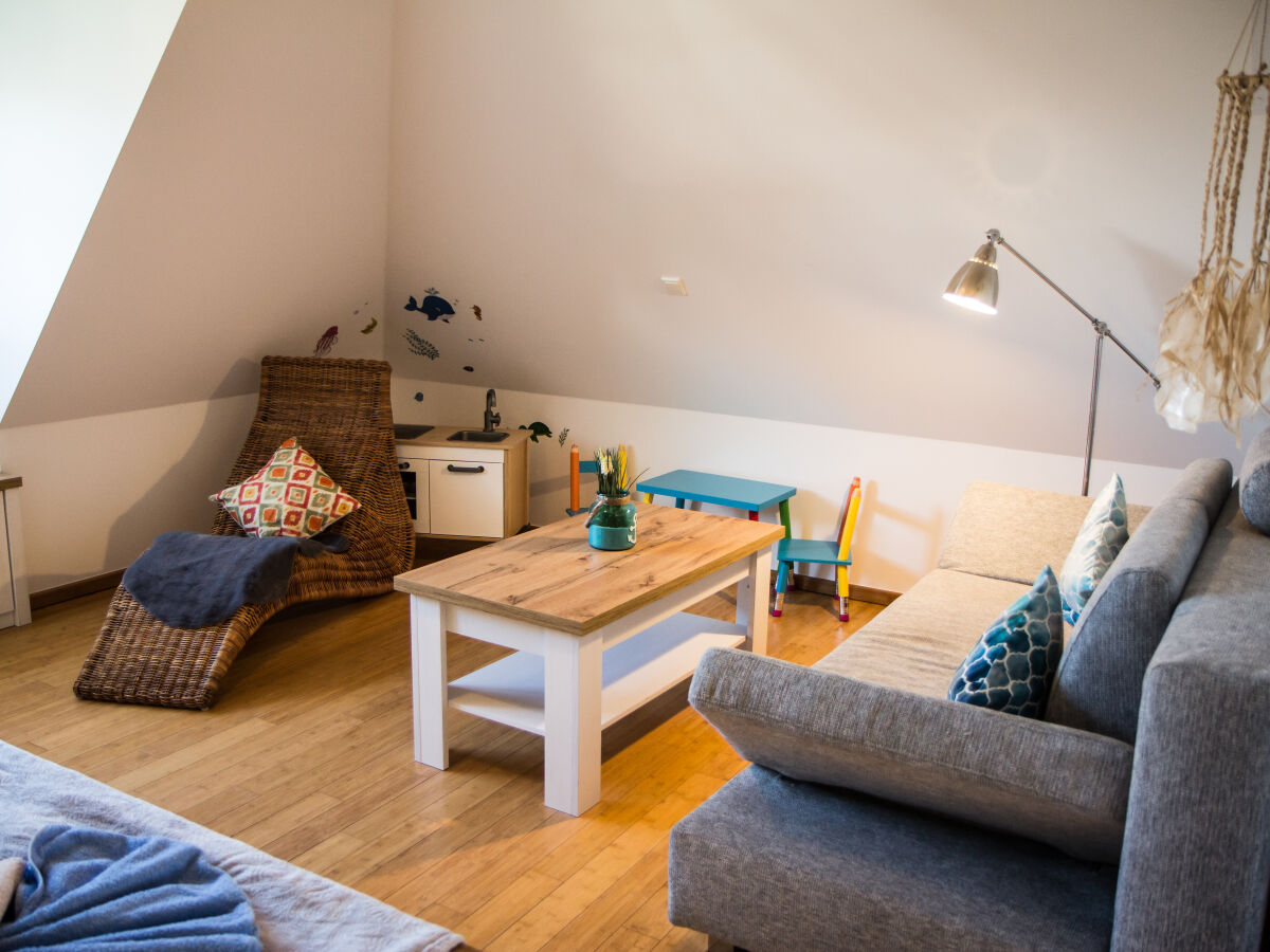 Villa Butterblume am Achterwasser – Reetdachhaus mit Sauna & Kamin, Usedom