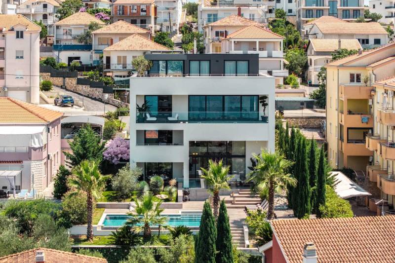 Villa Aquarama bei Trogir – 2 Pools & Meerblick, Kroatien