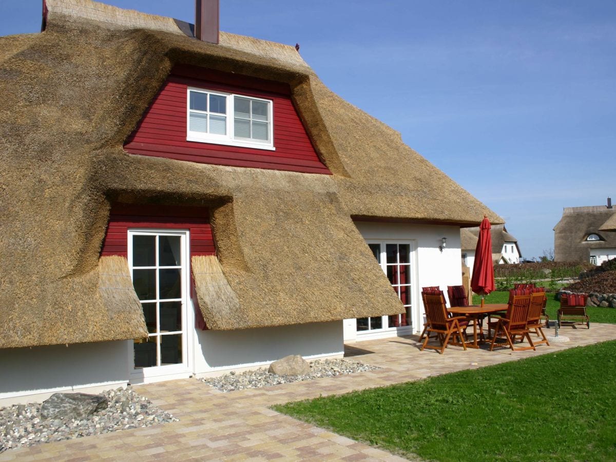 Villa Butterblume am Achterwasser – Reetdachhaus mit Sauna & Kamin, Usedom