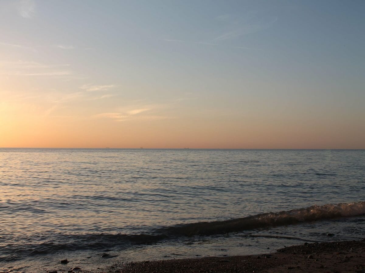 Villa Zingst – Ferienhaus mit Garten & Terrasse nahe Ostseestrand